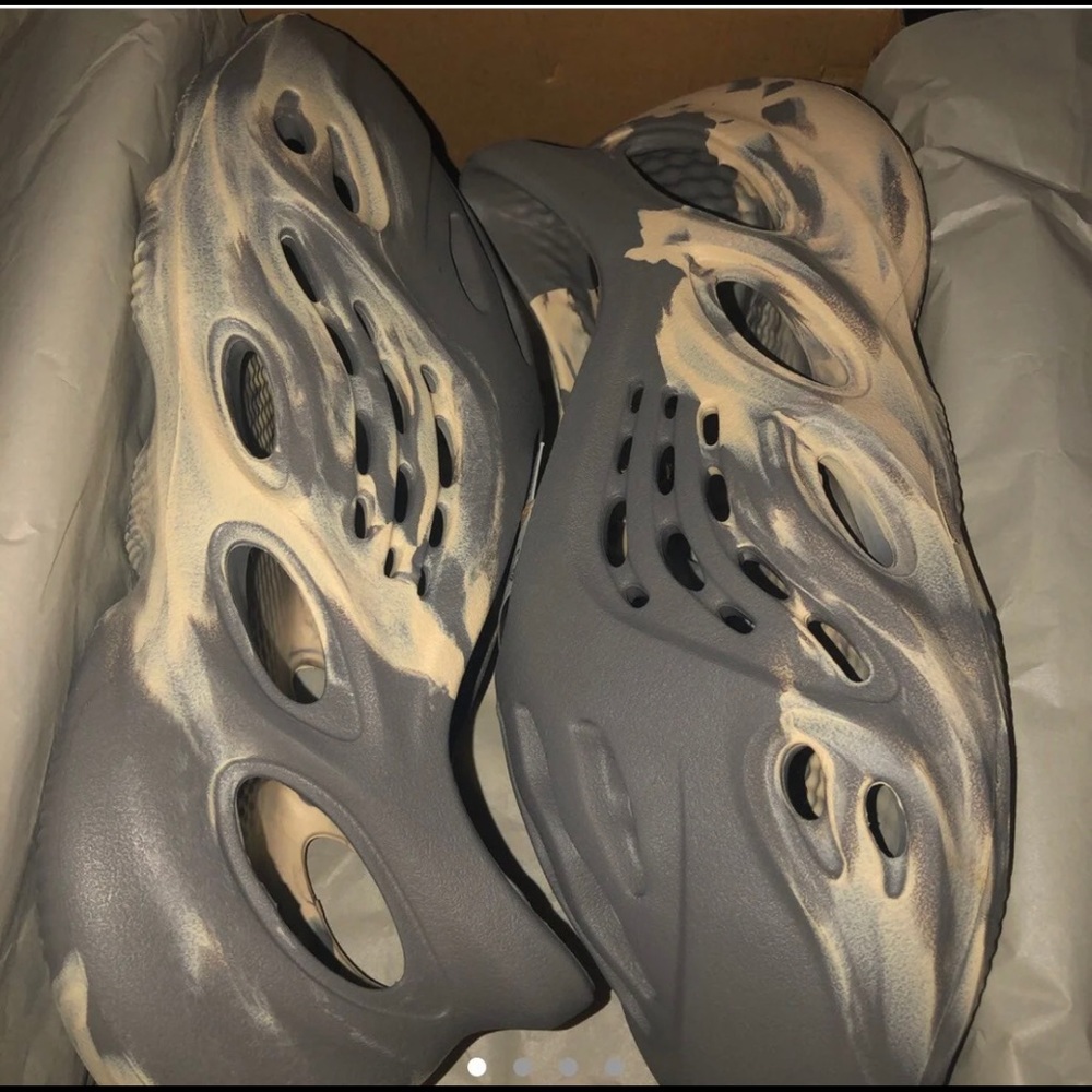 Yeezy Foam RUNNER